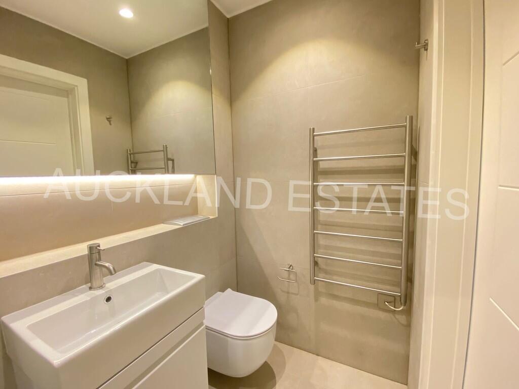 Additional image 5 of Westland Lodge, Brookmans Park