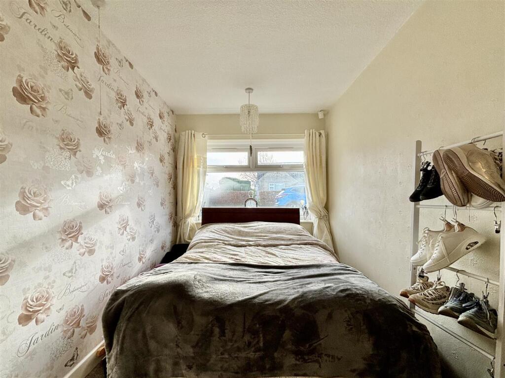 Additional image 10 of Highgate Grove, Clayton Heights, Bradford