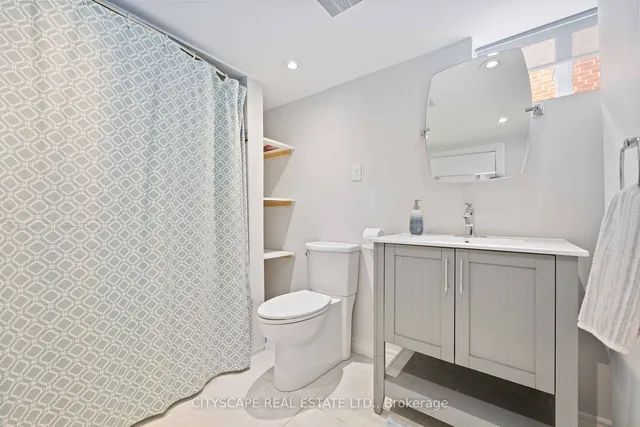 Additional image 33 of 39 Bentworth Ave