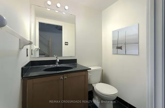 Additional image 13 of 954 King St Unit 526