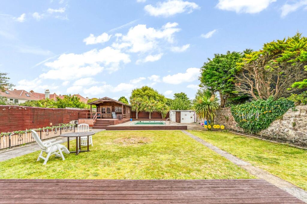 Additional image 3 of Woodland Road, South Ward - Grand Property!