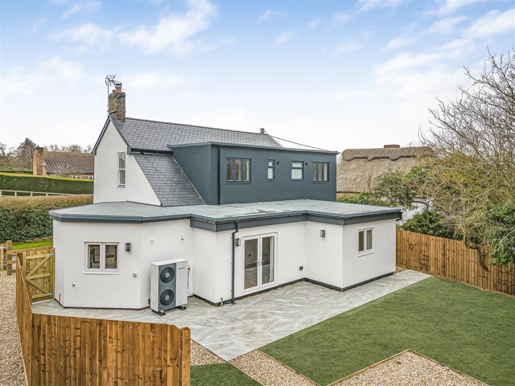 Additional image 24 of Field Road, Kingston, Cambridge