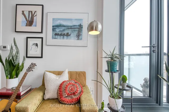 Additional image 22 of 840 St Clair Ave Unit 619