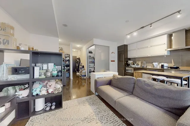 Additional image 5 of 770 Bay St Unit 1507