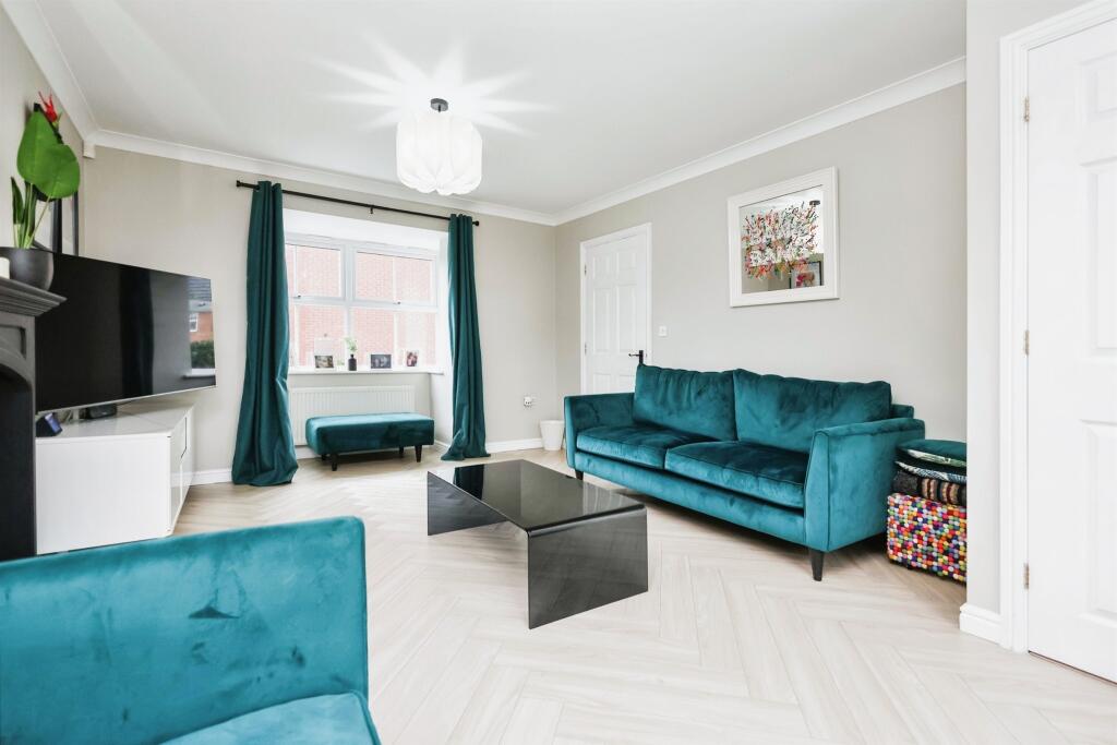 Additional image 6 of Hawksworth Crescent, Chelmsley Wood, Birmingham