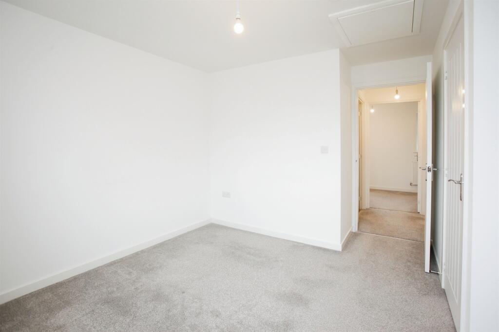 Additional image 11 of Heol Y Gylfinir, Llanilid, Pontyclun