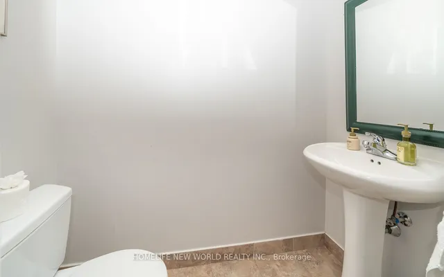 Additional image 12 of 38 Niagara St Unit PH03