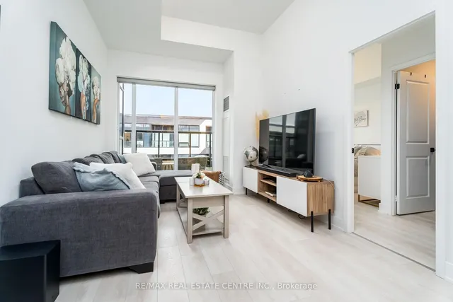 Additional image 19 of 2481 Taunton Rd Unit 461