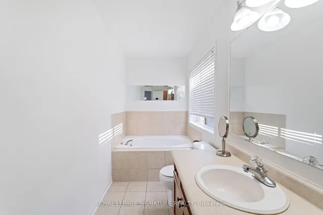 Additional image 20 of 956 Huffman Cres