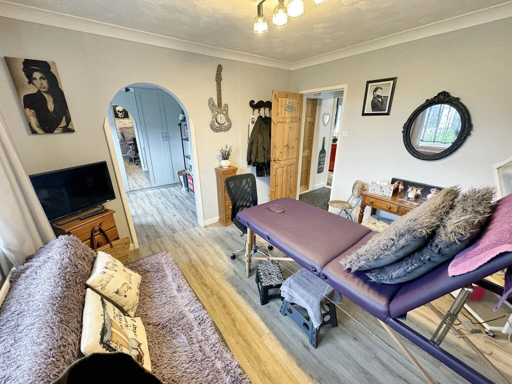 Additional image 42 of Prickwillow Road, Isleham