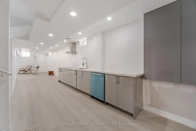 Additional image 40 of 90 Folgate Cres