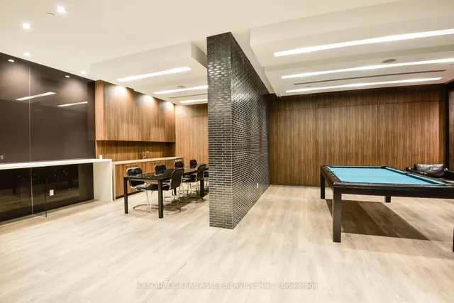 Additional image 13 of 1030 King St Unit 936