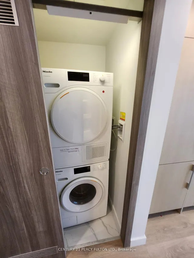 Additional image 16 of 38 Widmer St Unit 4205