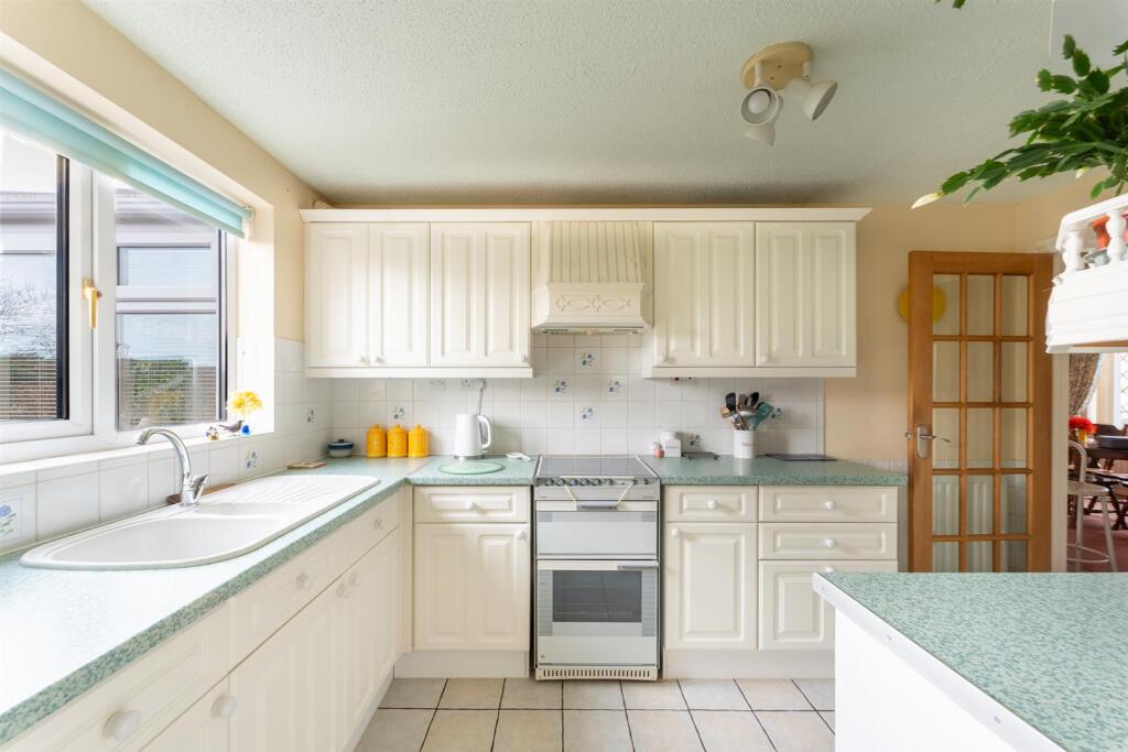 Additional image 12 of Rookery Close, Weston Hillside - OPEN OUTLOOK