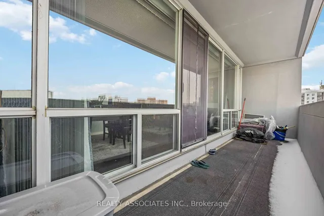 Additional image 24 of 2 Glamorgan Ave Unit 1014