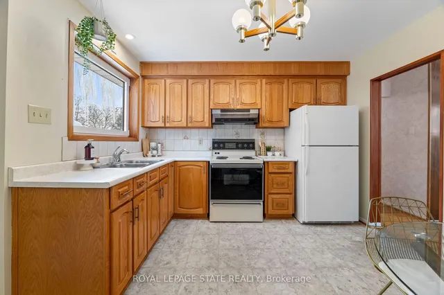 Additional image 18 of 5 Bromley Cres