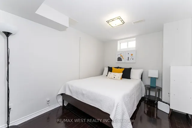 Additional image 15 of 1020 Windbrooke Grve