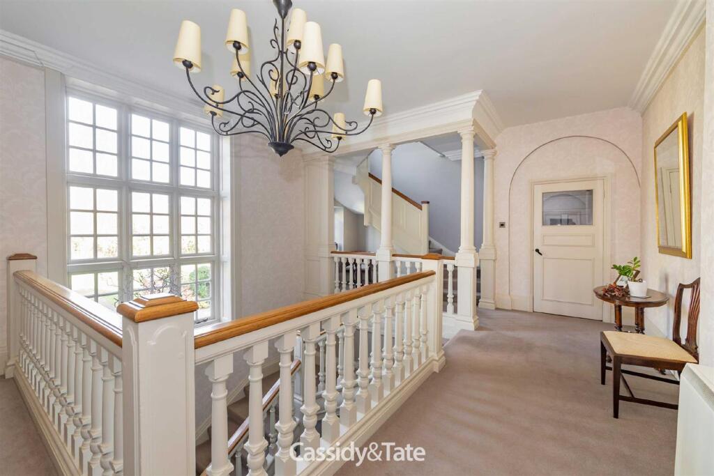 Additional image 12 of Holwell, Hatfield