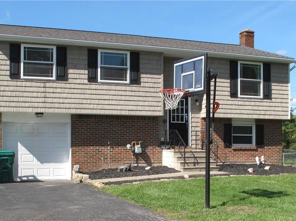 Additional image 3 of 6555 Royal Pkwy N, Lockport, NY 14094