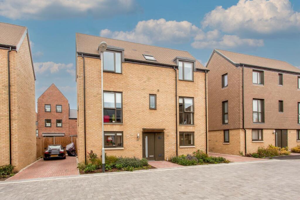 Primary image of Plymouth Close, Cambridge, CB3