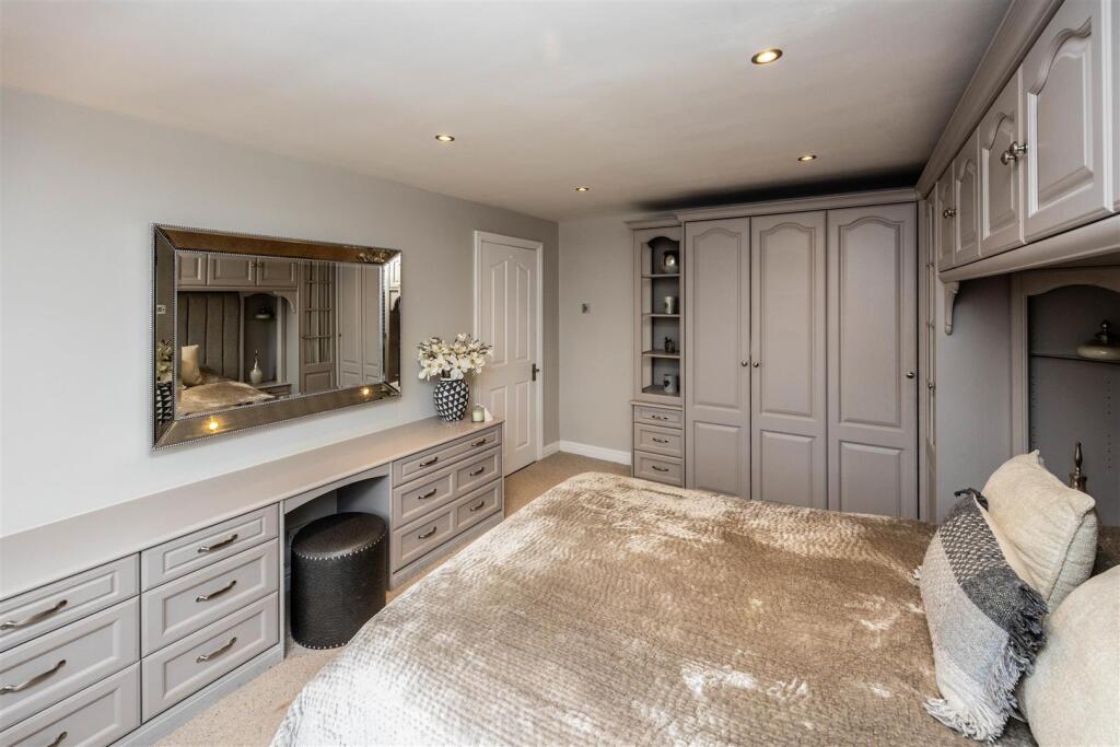 Additional image 20 of Coniston Avenue, Queensbury, Bradford