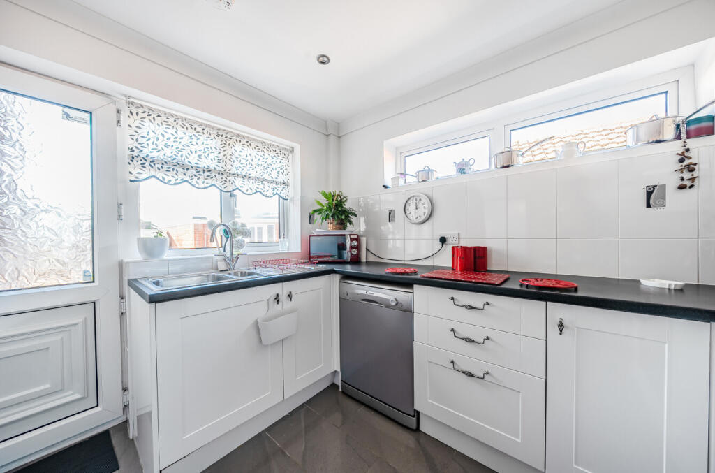 Additional image 9 of The Ridings, Saughall, Chester