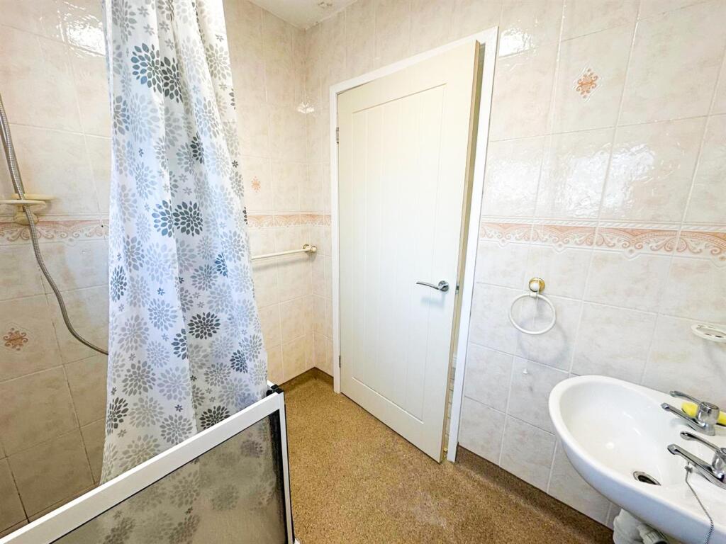 Additional image 3 of Kings Drive, Bradford