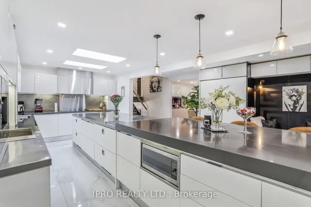 Additional image 11 of 3484 Riverspray Cres