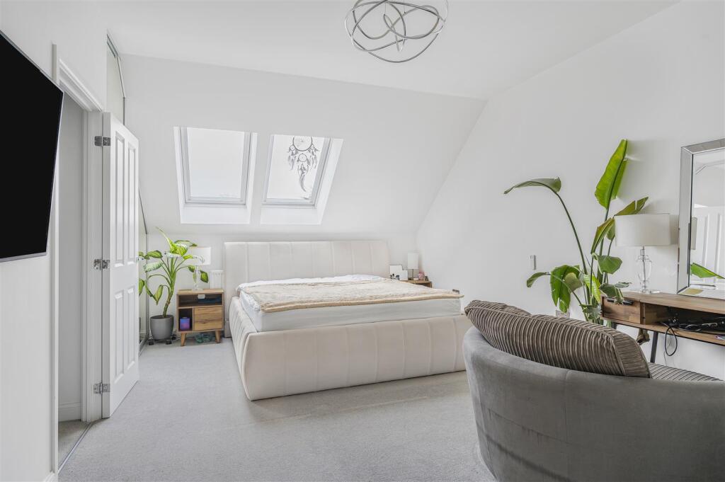 Additional image 15 of Skylark Avenue, Peacehaven