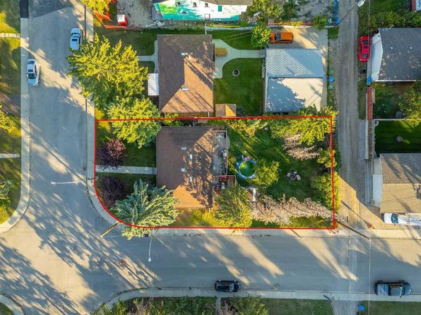 Additional image 2 of 8739 NE 34th Ave NW, Calgary, AB T3B 1R6