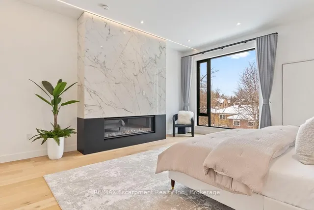 Additional image 24 of 1405 ACTON Cres