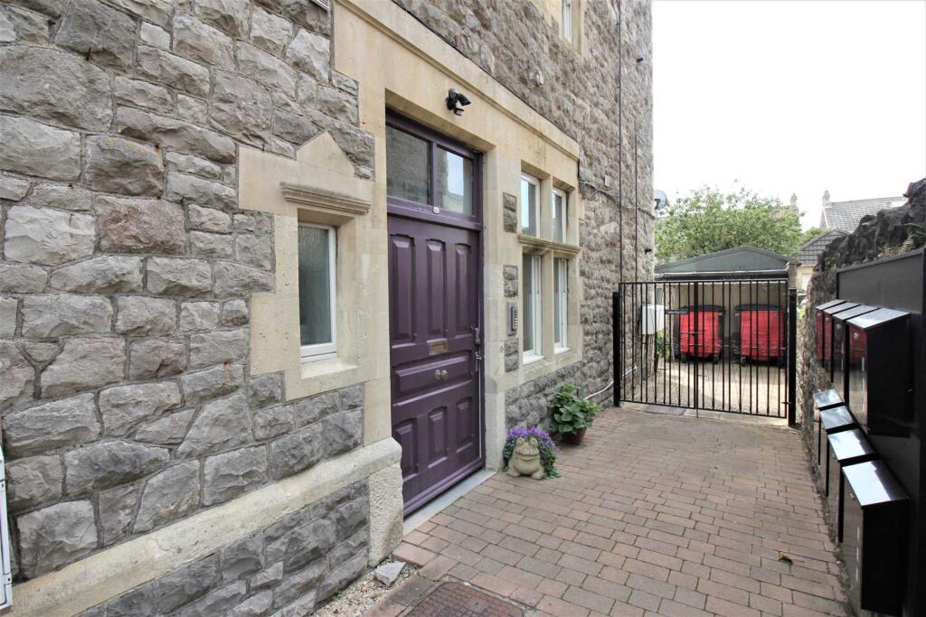 Additional image 2 of Ellenborough Park South, Southward
