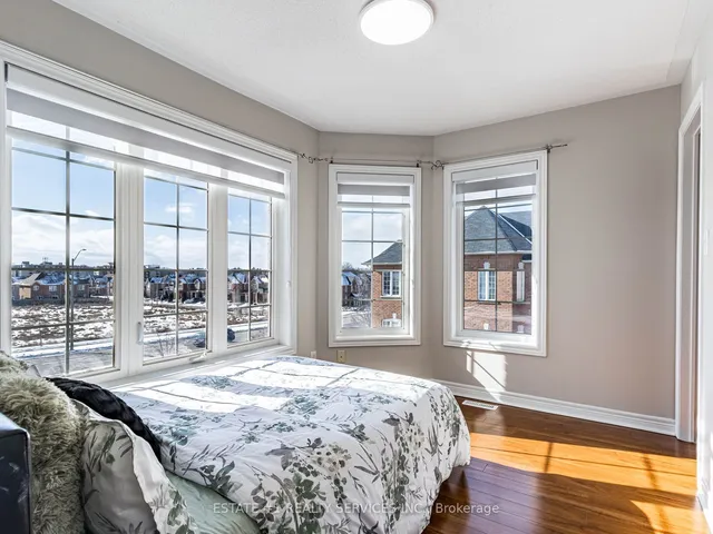 Additional image 36 of 3 October Pl