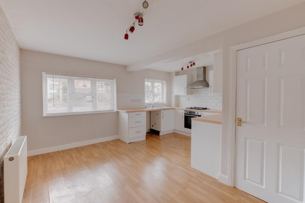 Additional image 4 of Stourbridge Road, Catshill, Bromsgrove, Worcestershire, B61