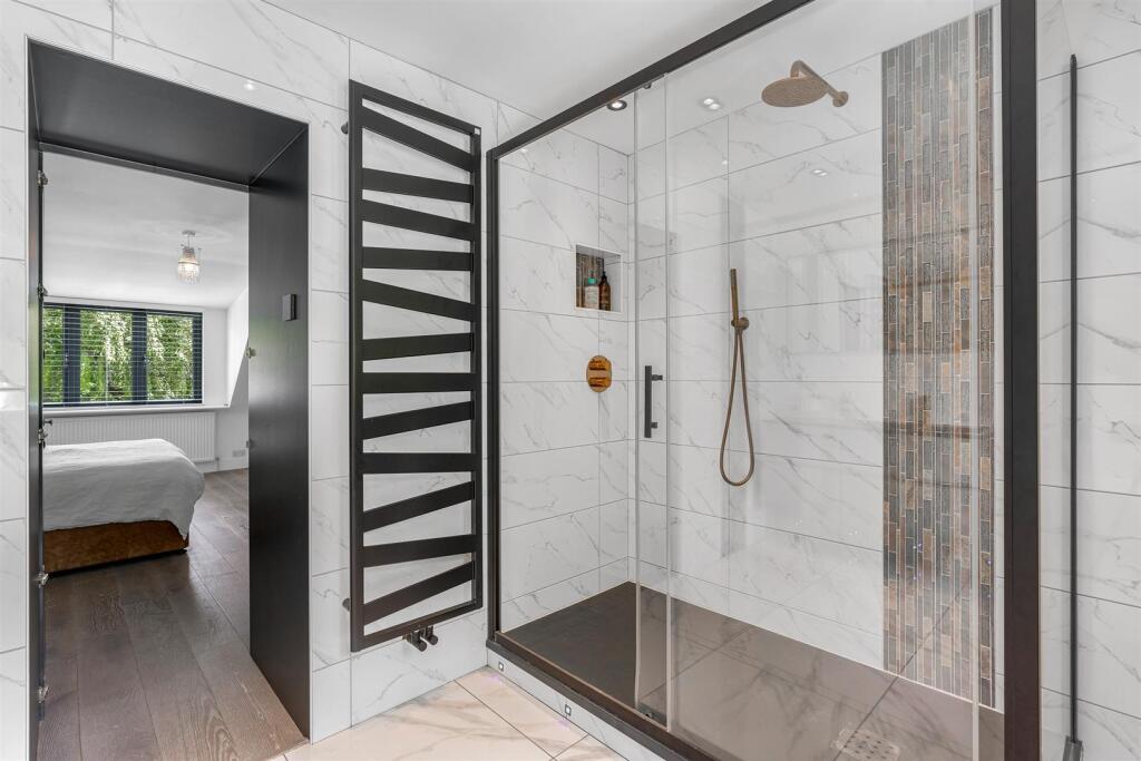 Additional image 14 of Harmer Green Lane, Welwyn