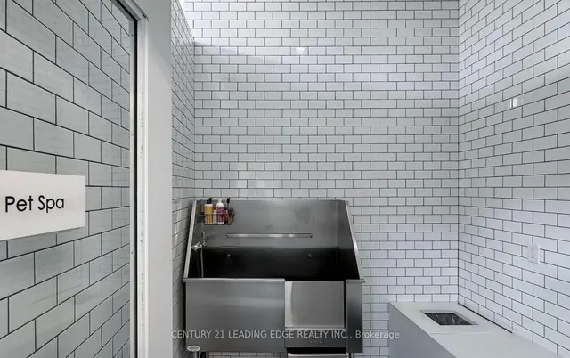 Additional image 29 of 783 Bathurst St Unit 503