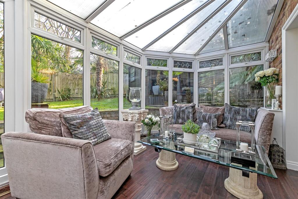 Additional image 8 of Newlyn Close, Bricket Wood