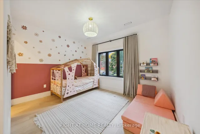 Additional image 26 of 4 Old Park Rd