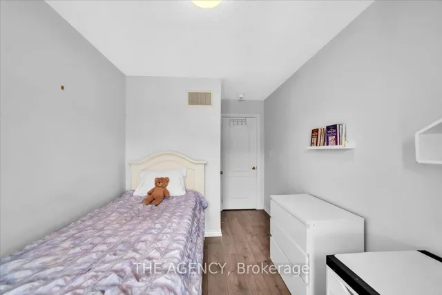 Additional image 37 of 19 Hobart Gdns