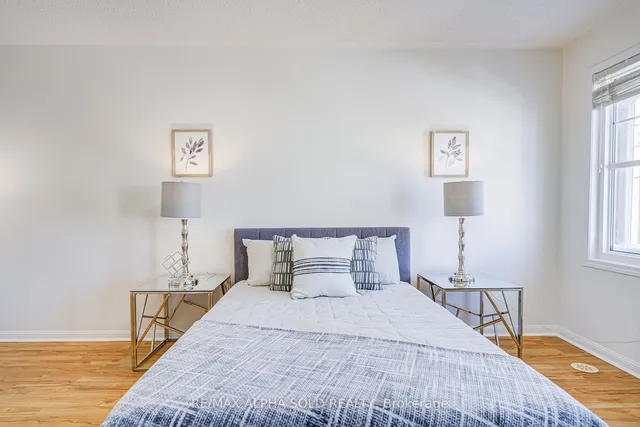 Additional image 35 of 30 Mendelssohn St Unit 15