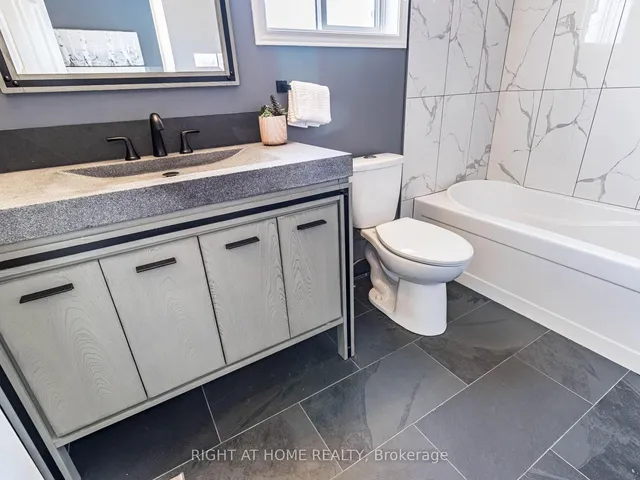 Additional image 32 of 1811 Creek Way