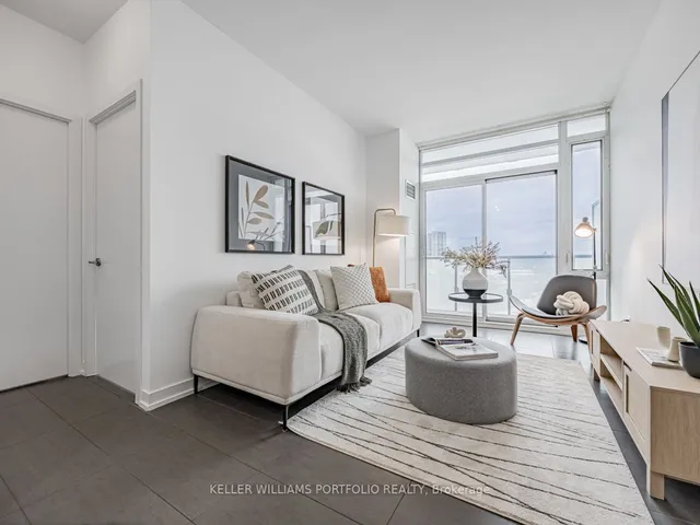 Additional image 12 of 170 Fort York Blvd Unit 2012