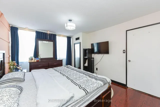 Additional image 16 of 1300 Mississauga Valley Blvd Unit 201