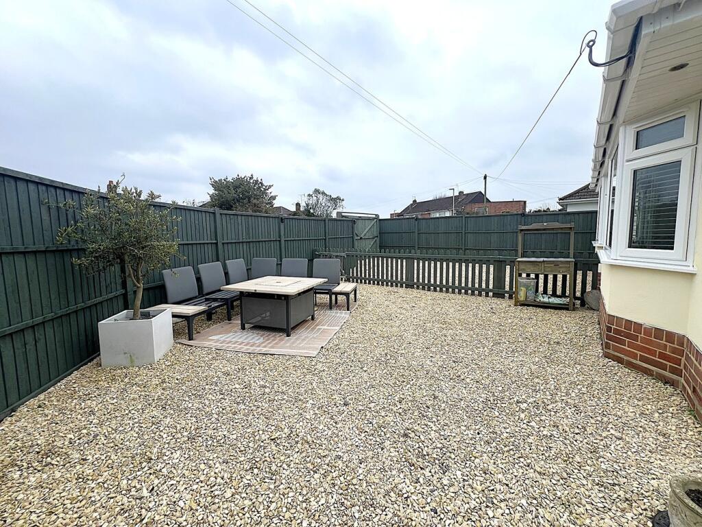 Additional image 39 of Pergin Crescent, Poole, BH17