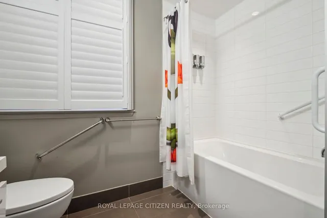 Additional image 28 of 326 Carlaw Ave Unit 201