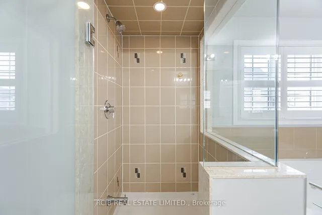 Additional image 34 of 2 Villadowns Tr