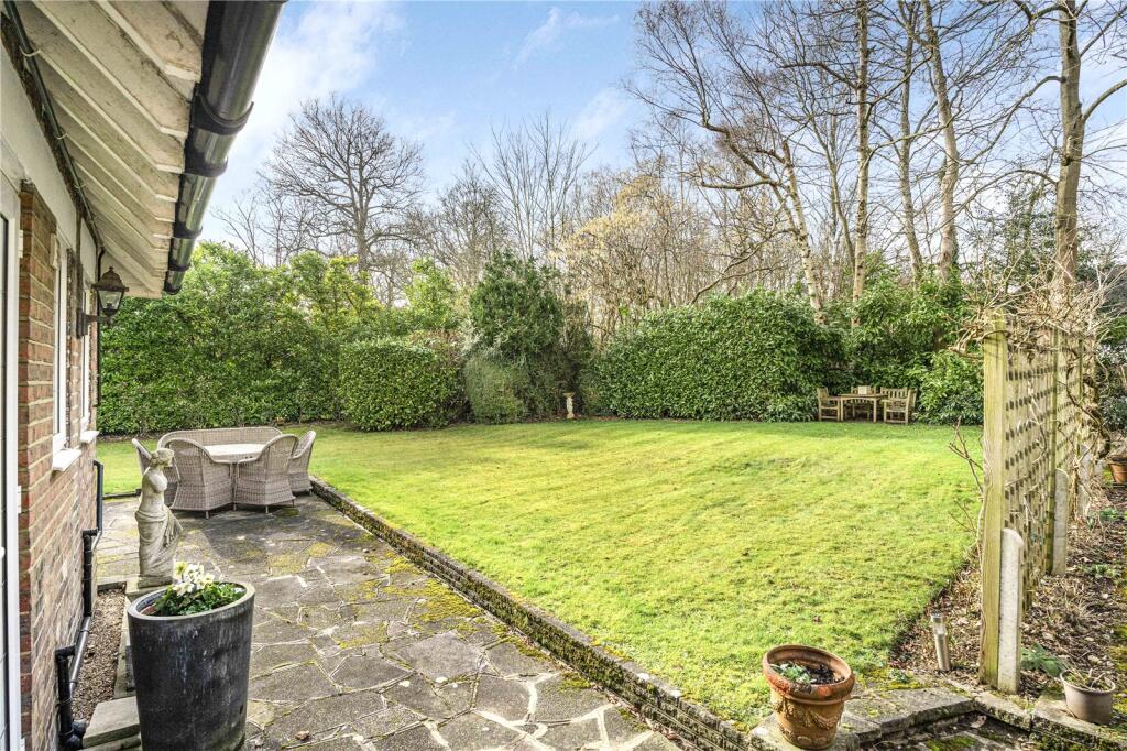 Additional image 24 of Kentish Lane, Brookmans Park, Hertfordshire, AL9