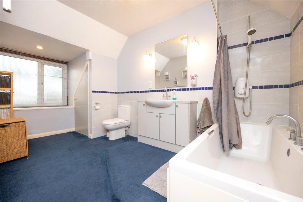 Additional image 12 of Mount Drive, Park Street, St. Albans, Hertfordshire