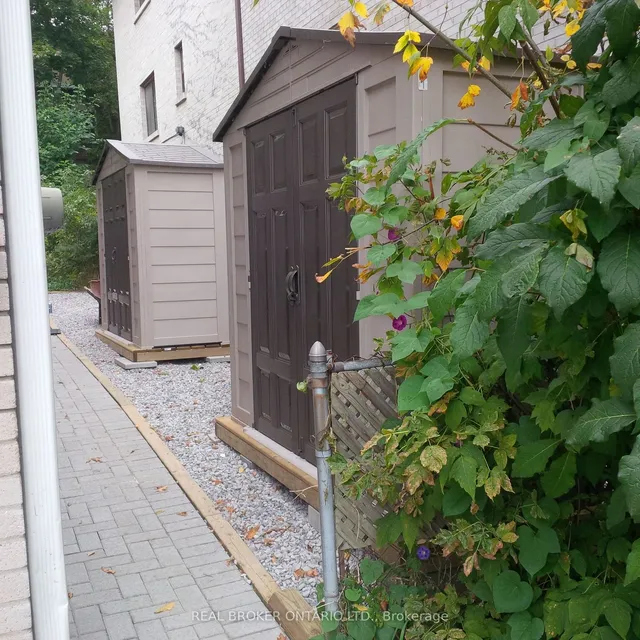 Additional image 15 of 6 Casci Ave