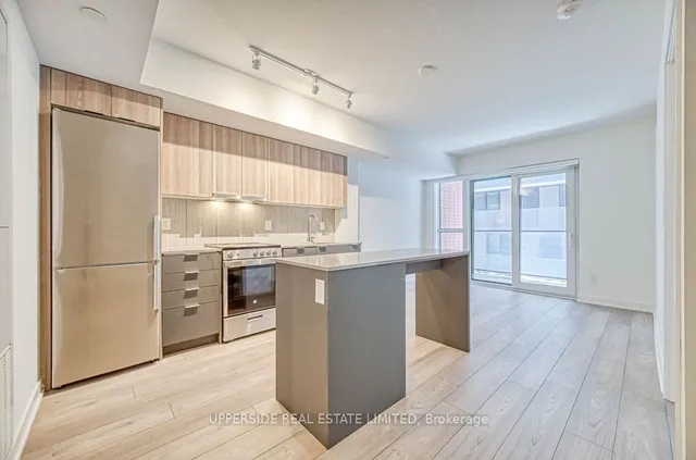 Additional image 26 of 8 Tippett Rd Unit 323